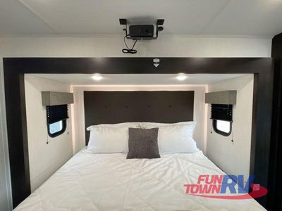 2026 Forest River RV Sabre - Photo 36