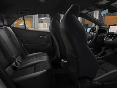 2026 Toyota GR Corolla - Photo 21