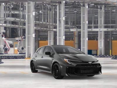 2026 Toyota GR Corolla - Photo 17