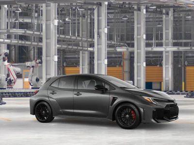 2026 Toyota GR Corolla - Photo 15