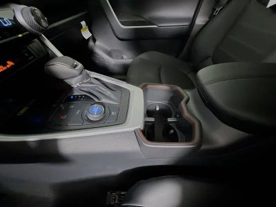 2024 Toyota RAV4 — photo 22 view