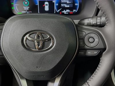2024 Toyota RAV4 — photo 17 view