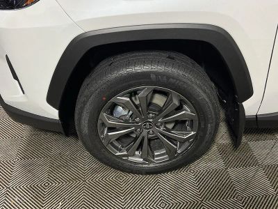2024 Toyota RAV4 — photo 11 view