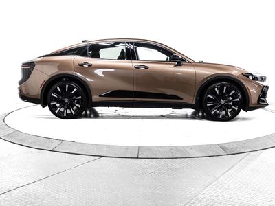 2025 Toyota Crown - Photo 13