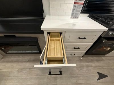 2026 Jayco Pinnacle - Photo 25