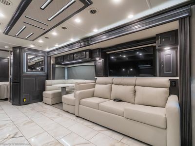 2026 Fleetwood Discovery LXE - Photo 7