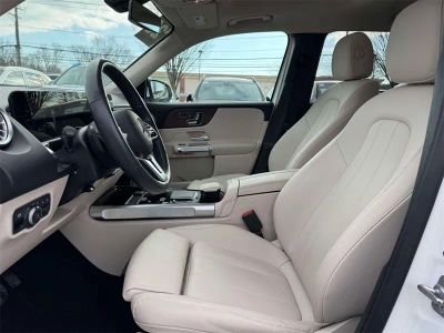 2023 Mercedes-Benz GLB - Photo 4