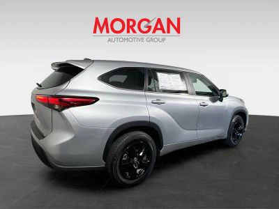 2023 Toyota Highlander — rear three-quarter view