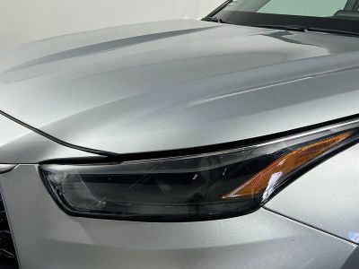 2023 Toyota Highlander — photo 9 view