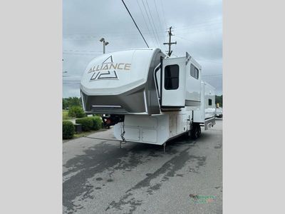 2026 Alliance RV Paradigm - Photo 8