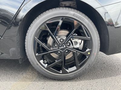 2026 Kia K5 — photo 16 view