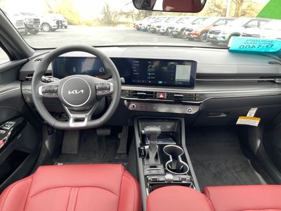 2026 Kia K5 — photo 12 view