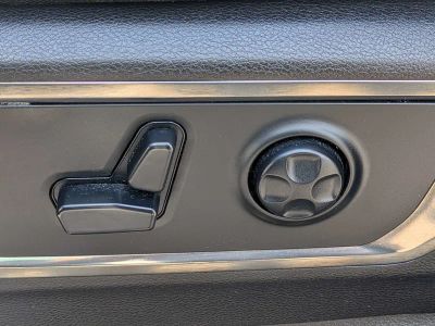 2019 Ram 1500 — photo 17 view