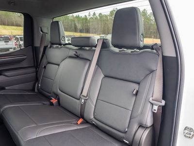 2025 GMC Sierra 1500 - Photo 17