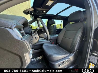 2023 GMC Yukon — detail view
