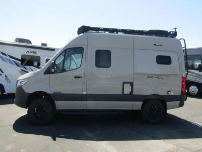2025 Winnebago REVEL - Photo 17