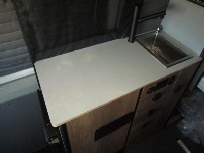 2025 Winnebago REVEL - Photo 7