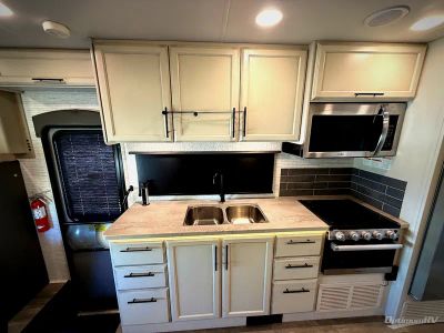 2024 Jayco Greyhawk — photo 9 view