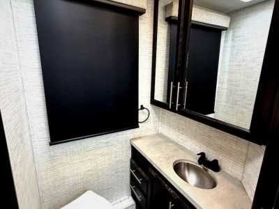 2024 Jayco Greyhawk — photo 12 view
