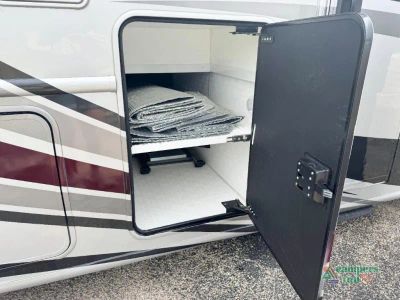 2022 Thor Motor Coach Palazzo - Photo 13