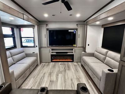 2026 KZRV Durango D326RLT - Photo 25