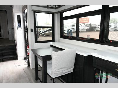2026 Jayco Pinnacle - Photo 6