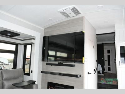 2026 Jayco Pinnacle - Photo 9