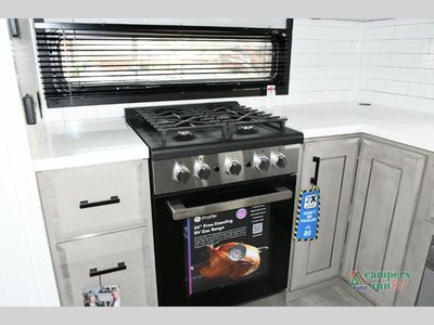 2026 Jayco Pinnacle - Photo 16