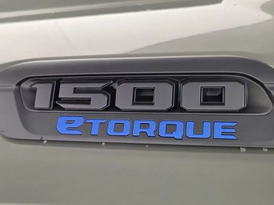 2026 Ram 1500 — photo 9 view