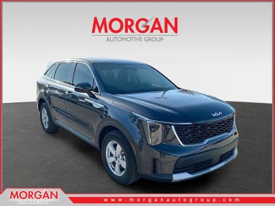 2026 Kia Sorento LX in Panthera Metal — front three-quarter view