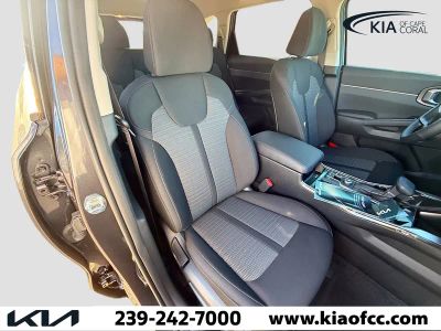 2026 Kia Sorento — photo 14 view