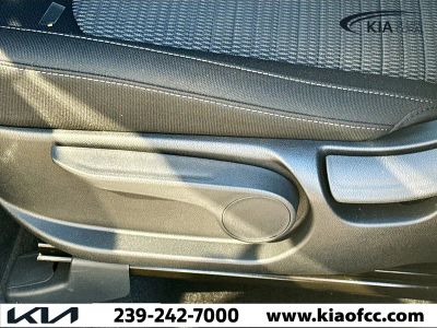 2026 Kia Sorento — photo 25 view