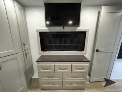 2026 Brinkley Model G - Photo 76