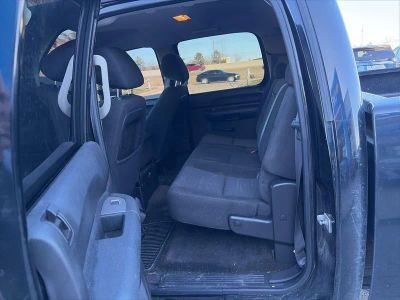 2011 Chevrolet Silverado 2500 HD - Photo 4