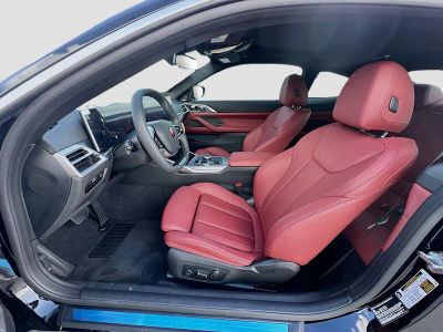 2026 BMW 4 Series — photo 16 view
