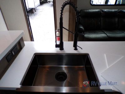2022 Forest River RV Vengeance Rogue Armored - Photo 62