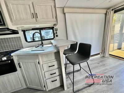2025 Coachmen Catalina Legacy Edition - Photo 12