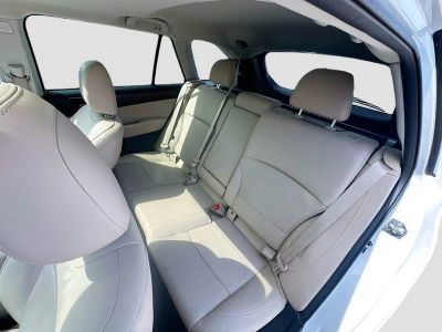 2018 Subaru Outback — photo 26 view