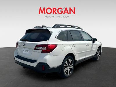 2018 Subaru Outback — photo 7 view