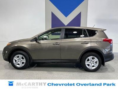 2013 Toyota RAV4 — photo 9 view
