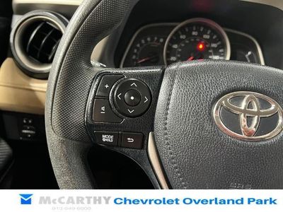 2013 Toyota RAV4 — photo 15 view
