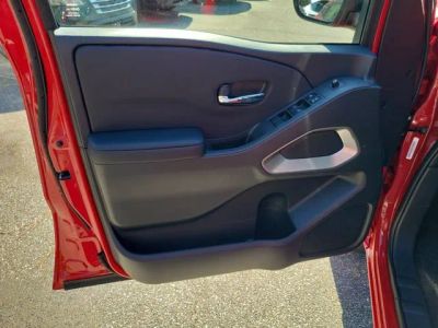 2026 Nissan Frontier — detail view