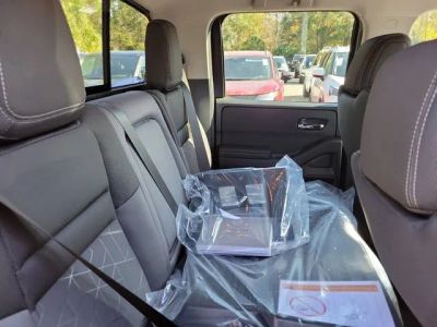 2026 Nissan Frontier — photo 27 view