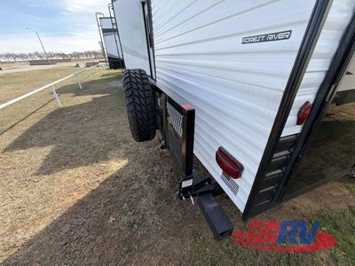 2024 Forest River RV Cherokee Wolf Pup - Photo 9