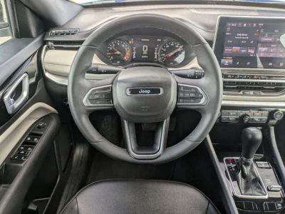 2025 Jeep Compass - Photo 23