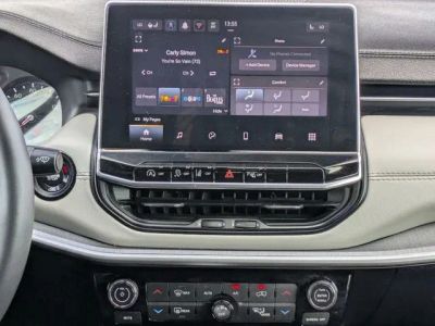 2025 Jeep Compass - Photo 15