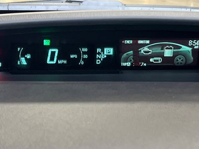 2015 Toyota Prius - Photo 27