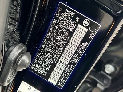 2015 Toyota Prius - Photo 32
