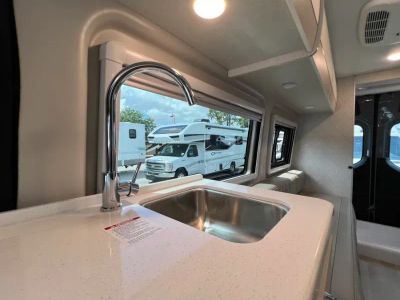 2026 Thor Motor Coach TRANQUILITY - Photo 10