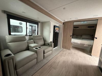 2025 Palomino SolAire - Photo 27